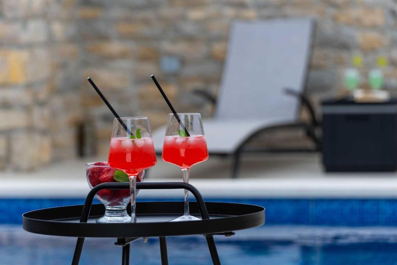 Stone Villa Didovi Snovi With Heated Pool Lisane Ostrovicke المظهر الخارجي الصورة