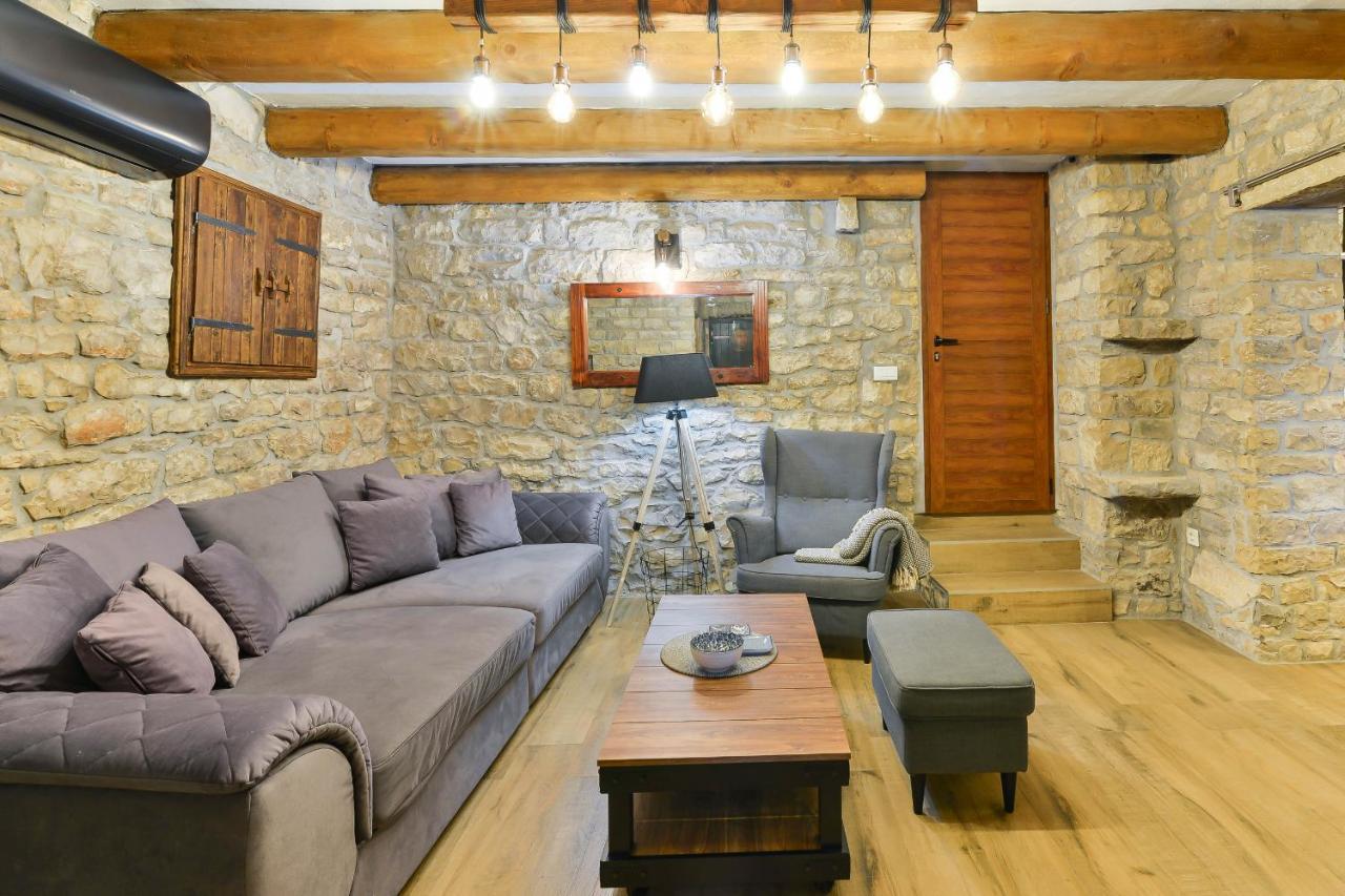 Stone Villa Didovi Snovi With Heated Pool Lisane Ostrovicke المظهر الخارجي الصورة