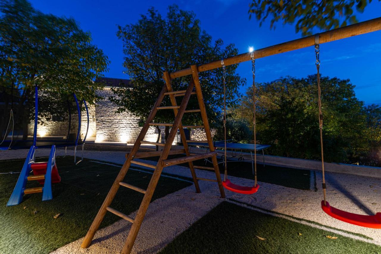 Stone Villa Didovi Snovi With Heated Pool Lisane Ostrovicke المظهر الخارجي الصورة